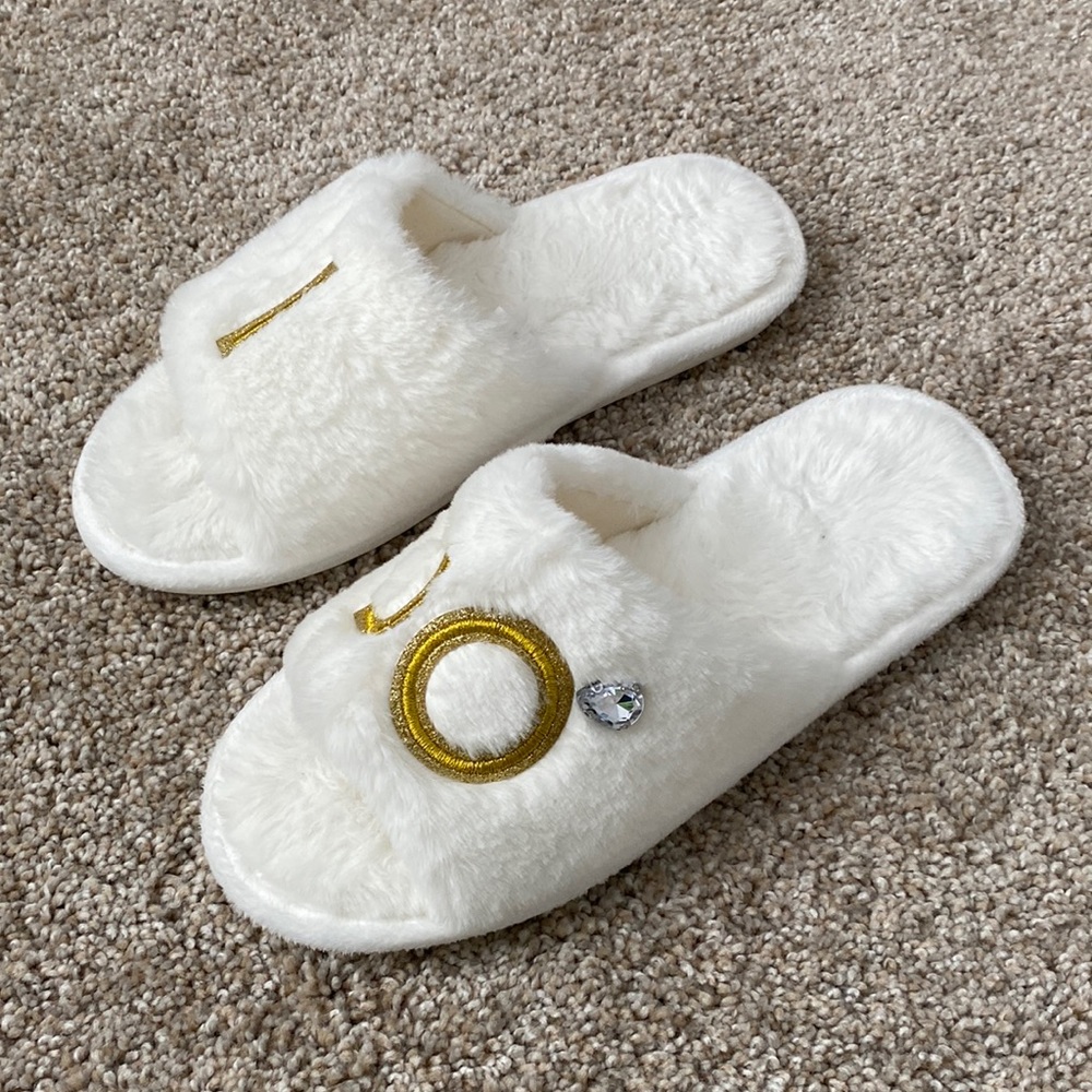 I Do Bridal Slide Slippers - Picture 3 of 8